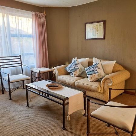 פרטוריה Bass Lake Country Lodge מראה חיצוני תמונה