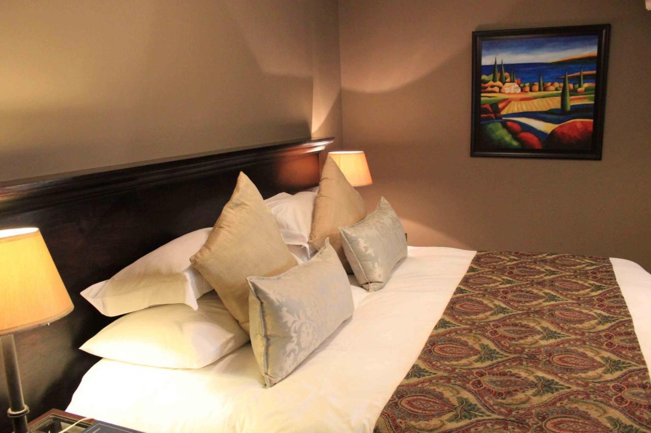 פרטוריה Bass Lake Country Lodge מראה חיצוני תמונה
