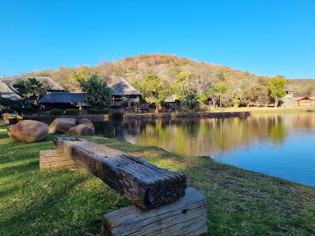 פרטוריה Bass Lake Country Lodge מראה חיצוני תמונה