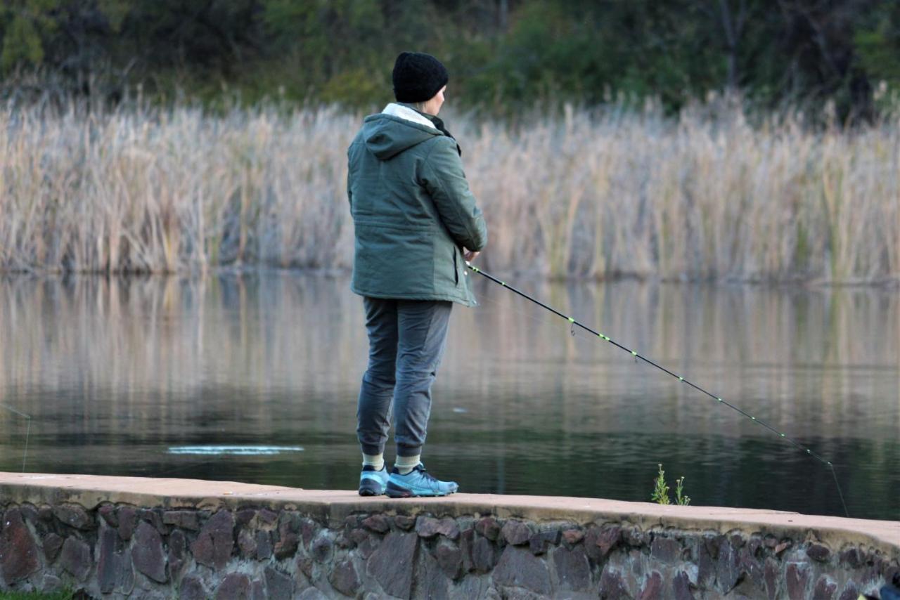פרטוריה Bass Lake Country Lodge מראה חיצוני תמונה