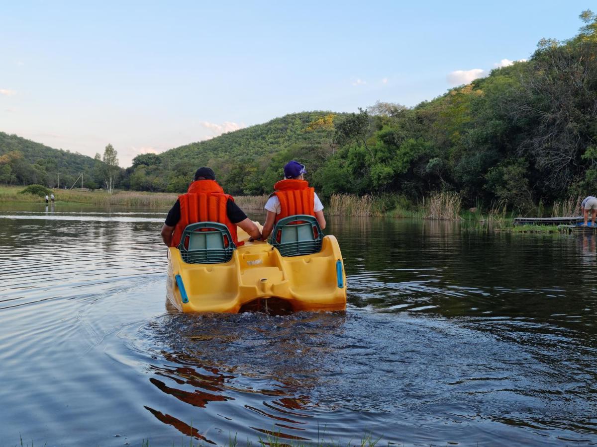 פרטוריה Bass Lake Country Lodge מראה חיצוני תמונה